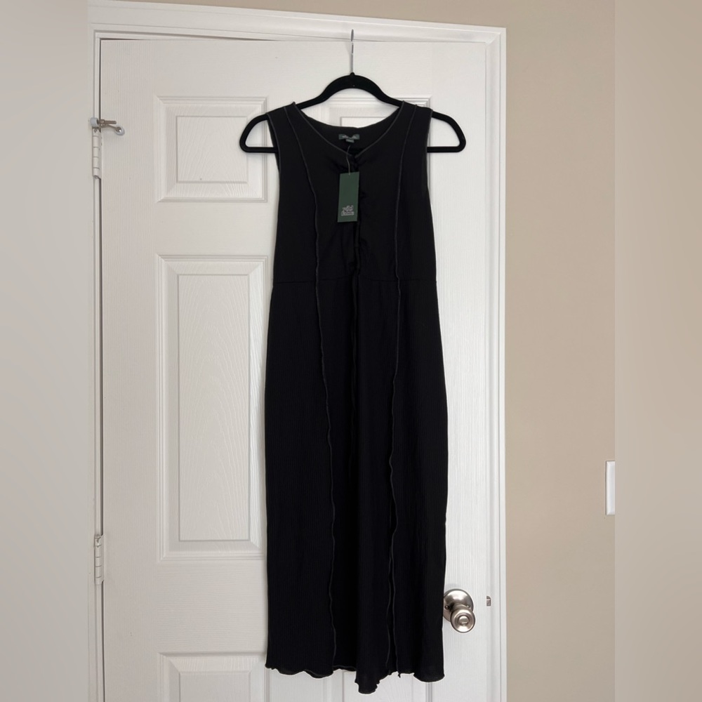 Black MIDI Dress - Picture 1 of 3